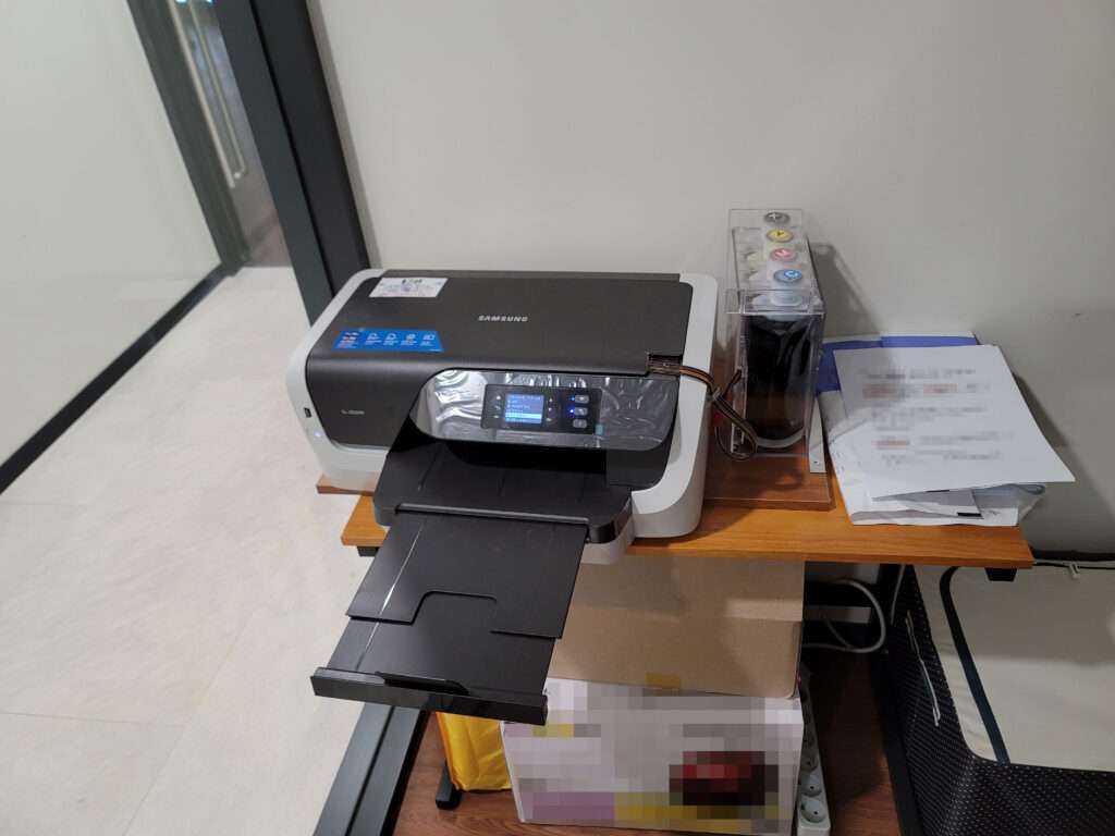 관리사무소 시설팀에 복사기 임대와 함께 설치된 무한 잉크젯 사진